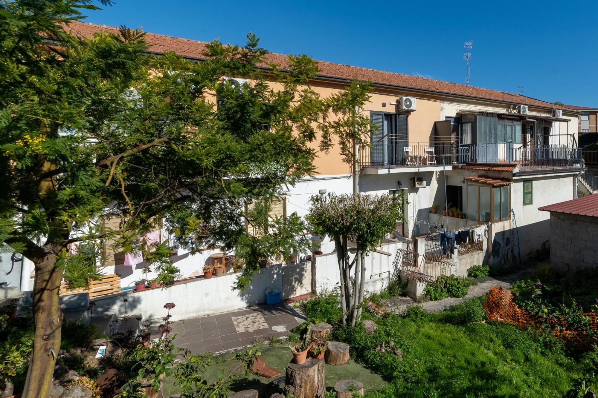 דירות קטאניה Casa La Scivola מראה חיצוני תמונה